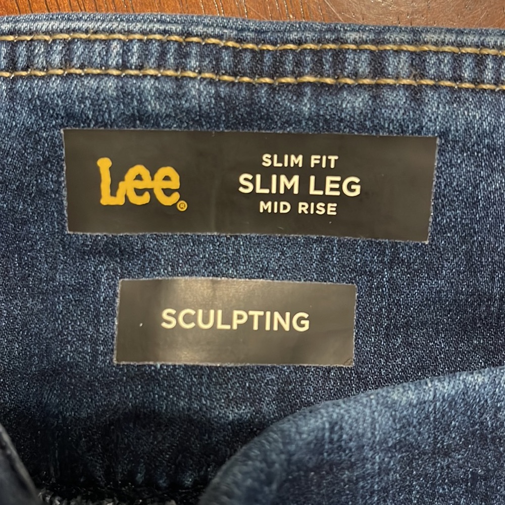 Womens Sculpting Slim Fit Tall Jeans Size 8 Tall - Picture 5 of 8